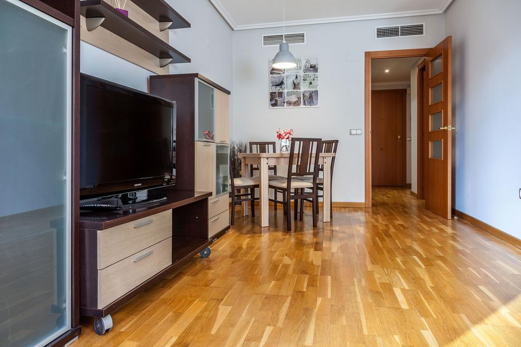 Valencia Flat Rental Swim And Paddle Ruang foto